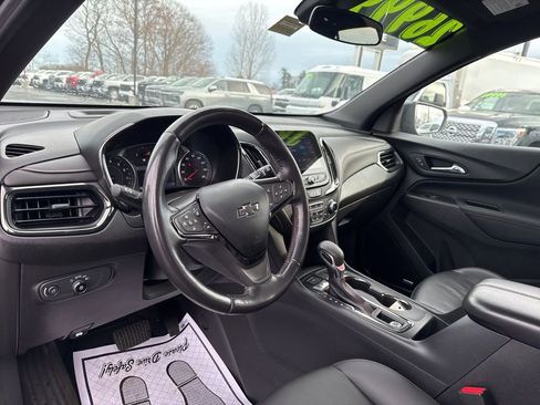 Used 2022 Chevrolet Equinox RS w/ RS Leather Package image 23