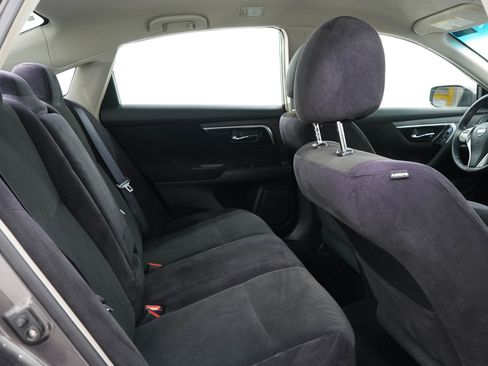 Used 2013 Nissan Altima 2.5 SV FWD image 12