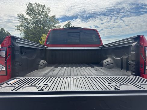 Used 2024 Nissan Titan PRO-4X w/ Pro-4x Utility Package image 21