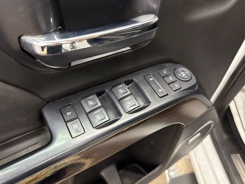 Used 2019 GMC Sierra 3500 Denali w/ Duramax Plus Package image 30