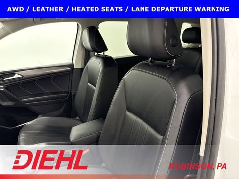 Used 2024 Volkswagen Tiguan SE image 18