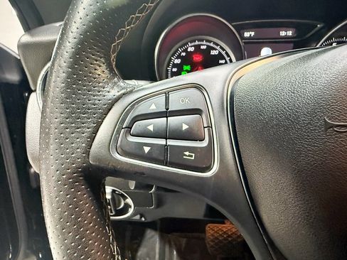 Used 2018 Mercedes-Benz CLA 250 4MATIC image 13