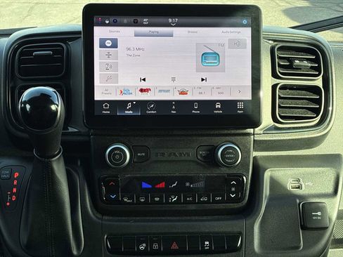 Used 2024 RAM ProMaster 3500 w/ Premium Convenience Group image 12