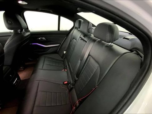 Used 2020 BMW 330i Sedan w/ Premium Package RWD image 12