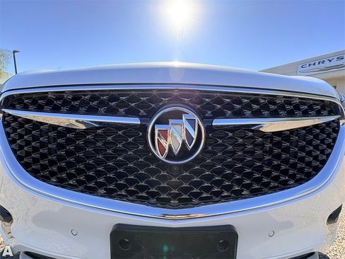 Used 2018 Buick Enclave Avenir w/ Avenir Technology Package image 28