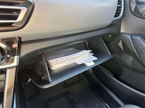 Used 2023 Kia Seltos LX image 32