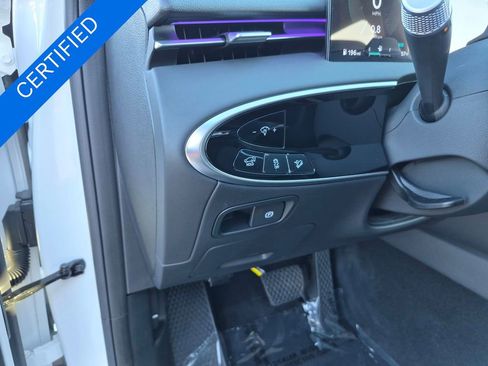 Used 2026 Genesis GV70 2.5T image 12