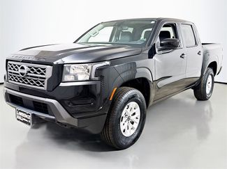 Used 2024 Nissan Frontier SV video 1