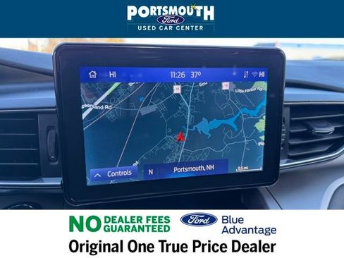 Certified 2022 Ford Explorer XLT w/ Equipment Group 202A image 11