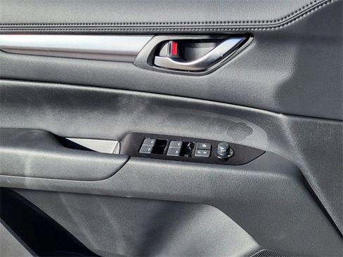 New 2025 MAZDA CX-5 AWD 2.5 S w/ Preferred Package image 9