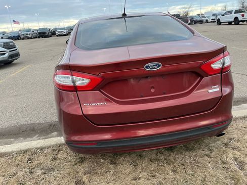 Used 2014 Ford Fusion SE w/ Equipment Group 202A image 14