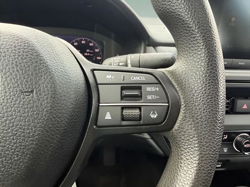 Used 2024 Honda Accord EX image 12