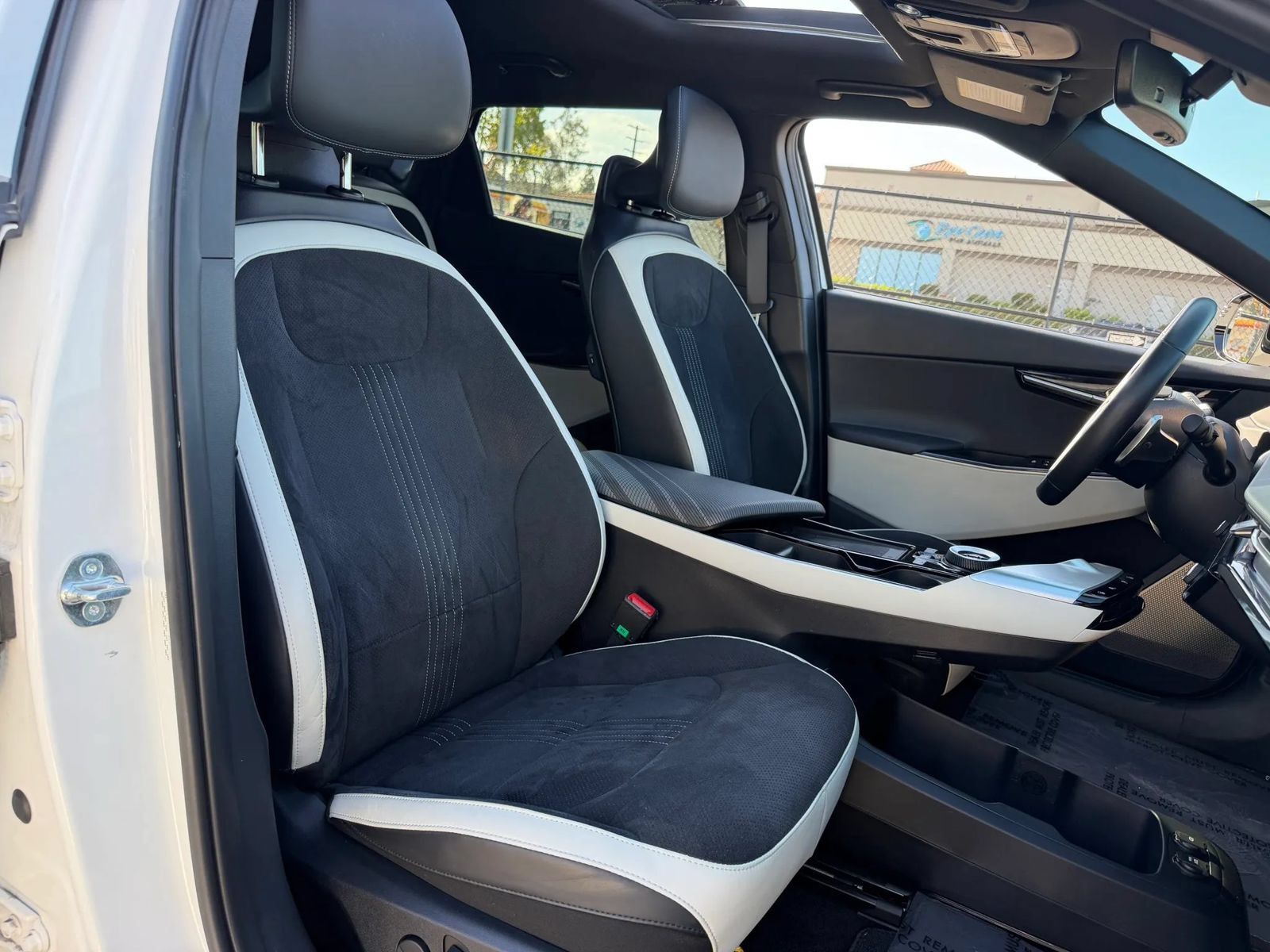 Used 2023 Kia EV6 GT-Line w/ GT-Line Suede Seat Package RWD image 26