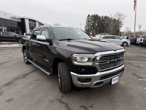 Used 2024 RAM 1500 Laramie image 7
