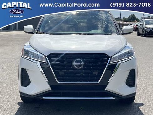 Used 2024 Nissan Kicks SV FWD image 16