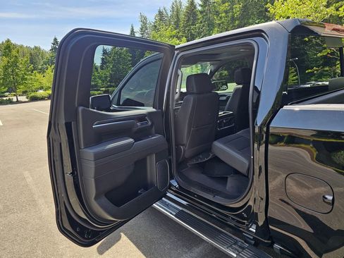 Used 2026 Chevrolet Silverado 1500 LTZ AWD/4WD image 16