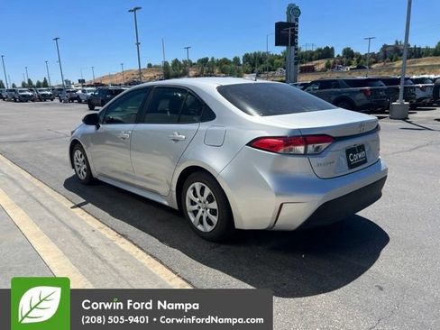 Used 2024 Toyota Corolla LE FWD image 5