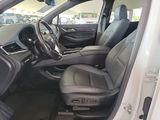 Used 2021 Buick Enclave Essence image 2