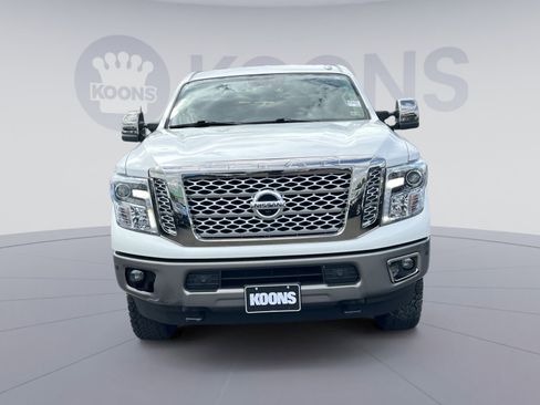 Used 2019 Nissan Titan Platinum Reserve w/ Platinum Utility Package AWD/4WD image 19