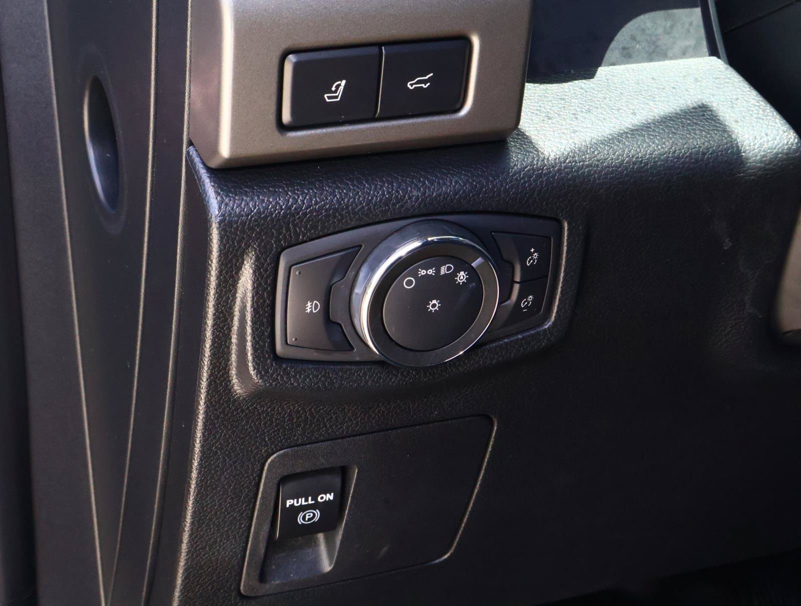 Used 2021 Ford Expedition XLT RWD image 23
