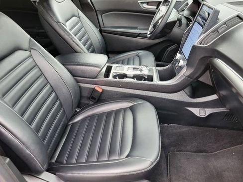 Used 2022 Ford Edge SEL AWD/4WD image 16