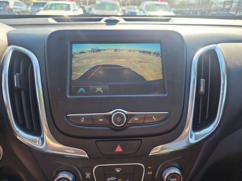 Used 2018 Chevrolet Equinox LT image 20