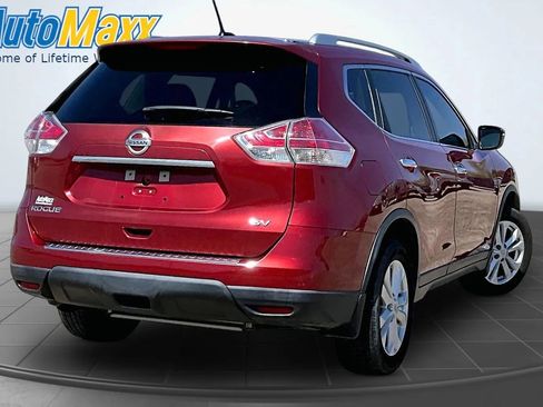 Used 2015 Nissan Rogue SV FWD image 6
