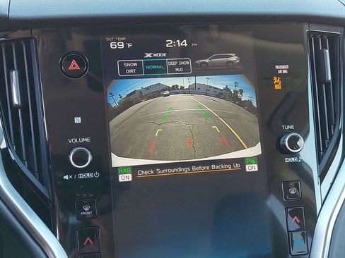 Used 2025 Subaru Outback Onyx Edition image 24