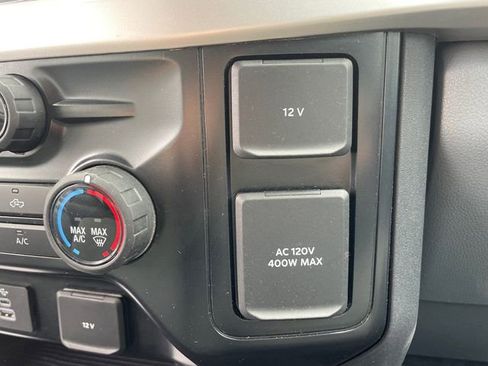 Used 2025 Ford F350 XLT AWD/4WD image 23