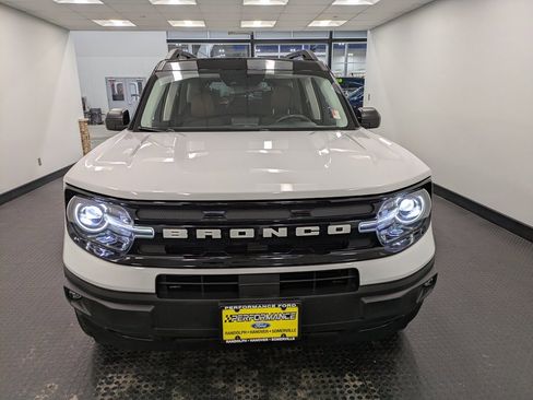 Used 2023 Ford Bronco Sport Outer Banks w/ Tech Package image 2