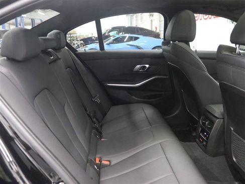 Used 2019 BMW 330i xDrive Sedan w/ Convenience Package AWD/4WD image 20