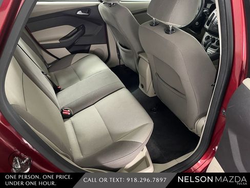Used 2014 Ford Focus SE image 35