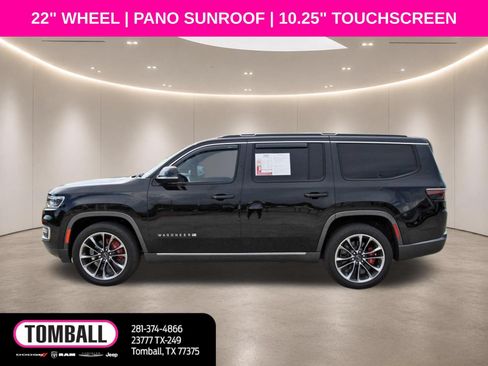 Used 2022 Jeep Wagoneer Series III w/ Premium Group I AWD/4WD image 4