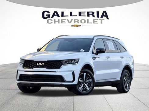 Used 2022 Kia Sorento S image 1