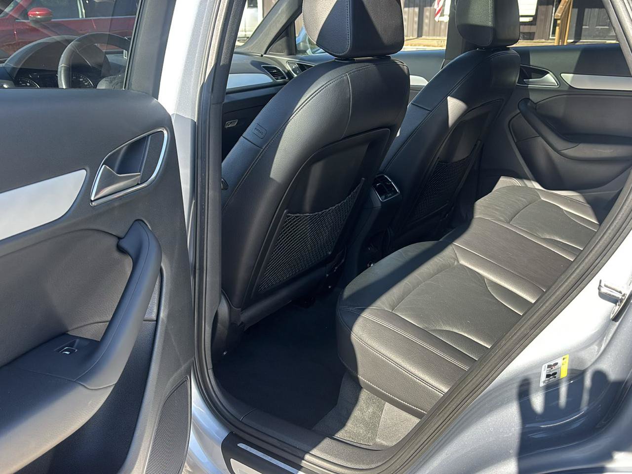 Used 2018 Audi Q3 2.0T Premium FWD image 12
