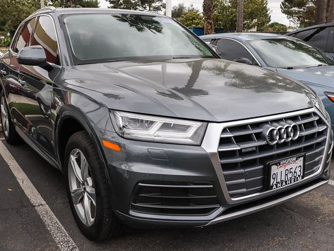 Used 2020 Audi Q5 2.0T Premium Plus w/ Premium Plus Package AWD/4WD image 8