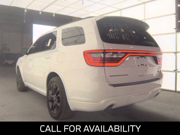 Used 2023 Dodge Durango R/T RWD image 2