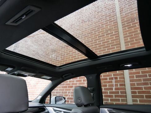 Certified 2024 Cadillac XT6 Sport w/ LPO, Floor Liner Package image 12