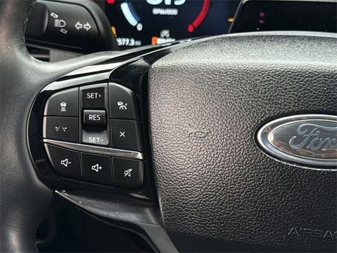 Used 2025 Ford Explorer Platinum w/ LUX Leather Package image 14