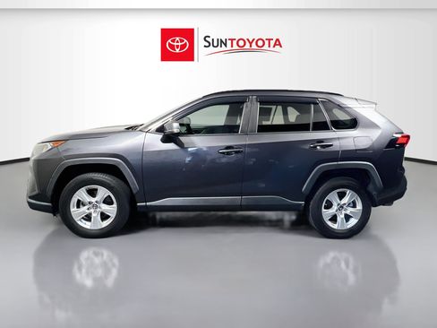 Used 2019 Toyota RAV4 XLE FWD image 7