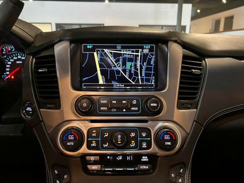 Used 2020 GMC Yukon SLT w/ Premium Edition image 19