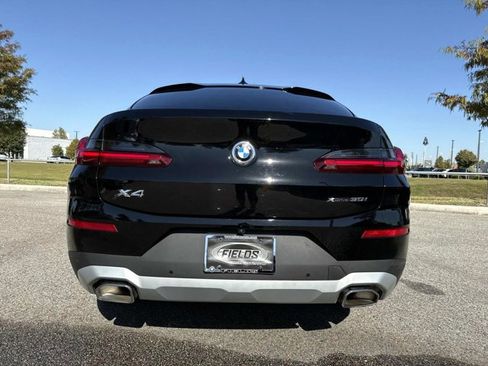 Used 2025 BMW X4 xDrive30i image 4