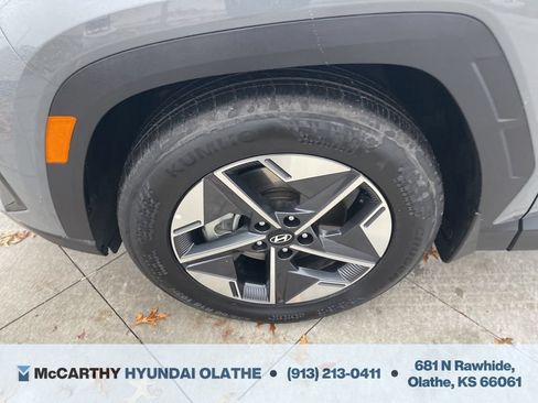 Used 2025 Hyundai Tucson SEL FWD image 19