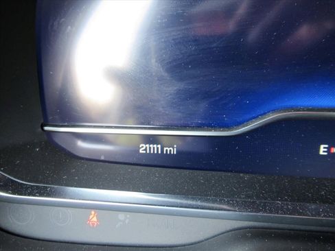 Certified 2024 Chevrolet Tahoe High Country w/ Advanced Technology Package image 30