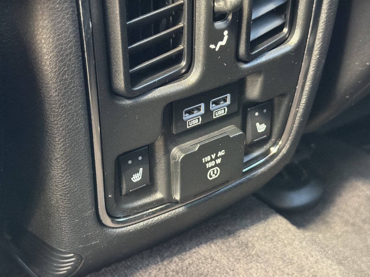 Used 2017 Dodge Durango R/T AWD/4WD image 26