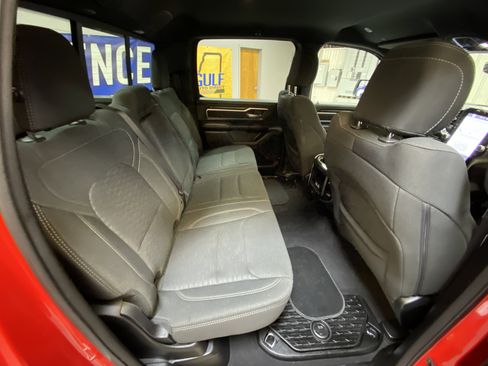 Used 2025 RAM 1500 Lone Star image 30