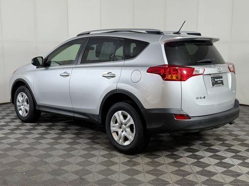 Used 2014 Toyota RAV4 LE image 3