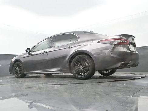 Used 2022 Toyota Camry XSE FWD image 10