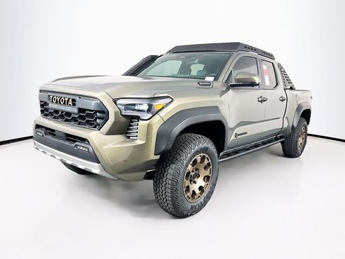 New 2026 Toyota Tacoma Trailhunter image 3