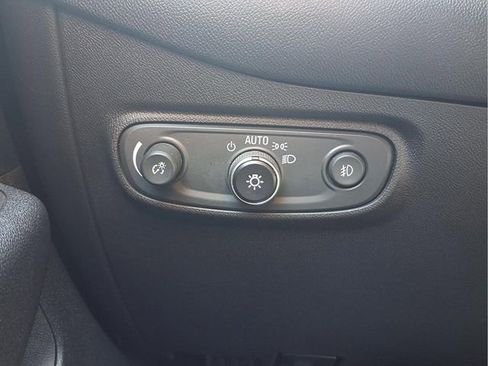 Certified 2020 Chevrolet Equinox LT AWD/4WD image 10
